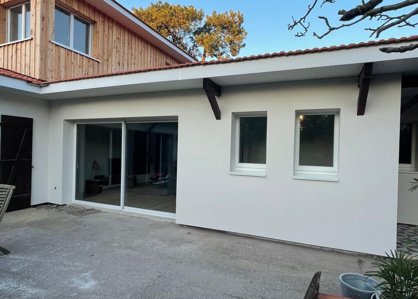 Isolation extérieure d'une maison à Biscarosse