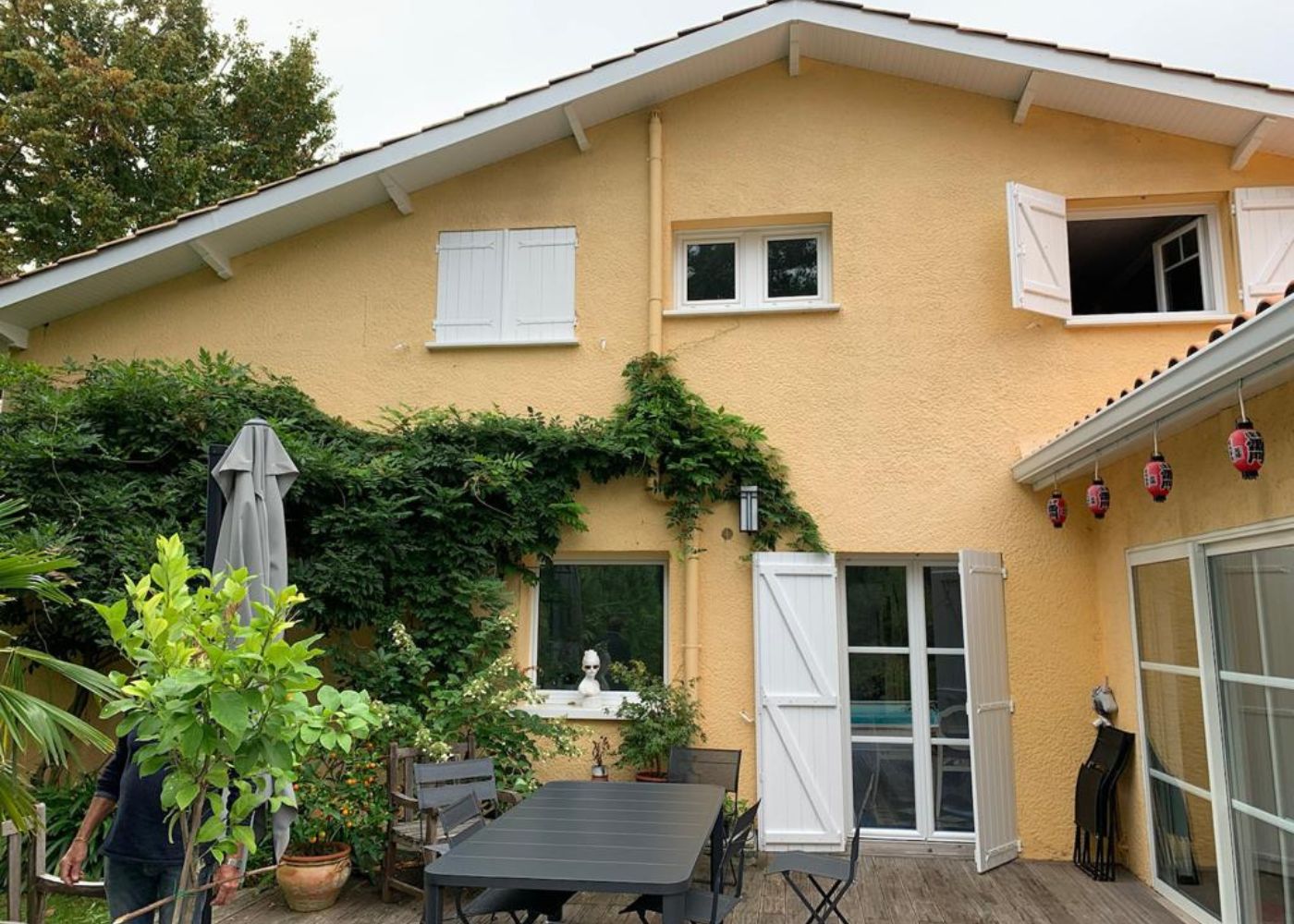 Rénovation des façades d&rsquo;une maison à Carignan — avant chantier