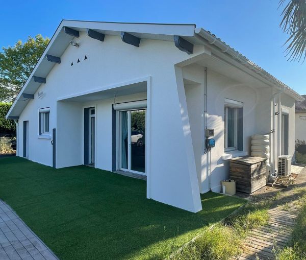 Chantier de rénovation de façade par nos équipes expertes ISO&FACE