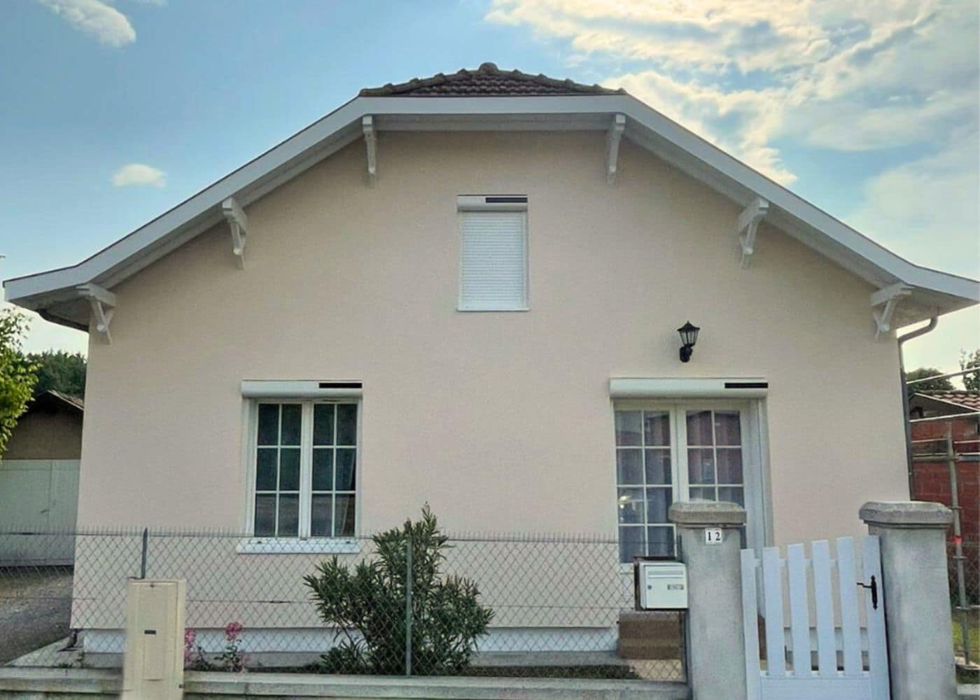 Photo après d'une maison avec une Isolation par l'Extérieur à Mimizan
