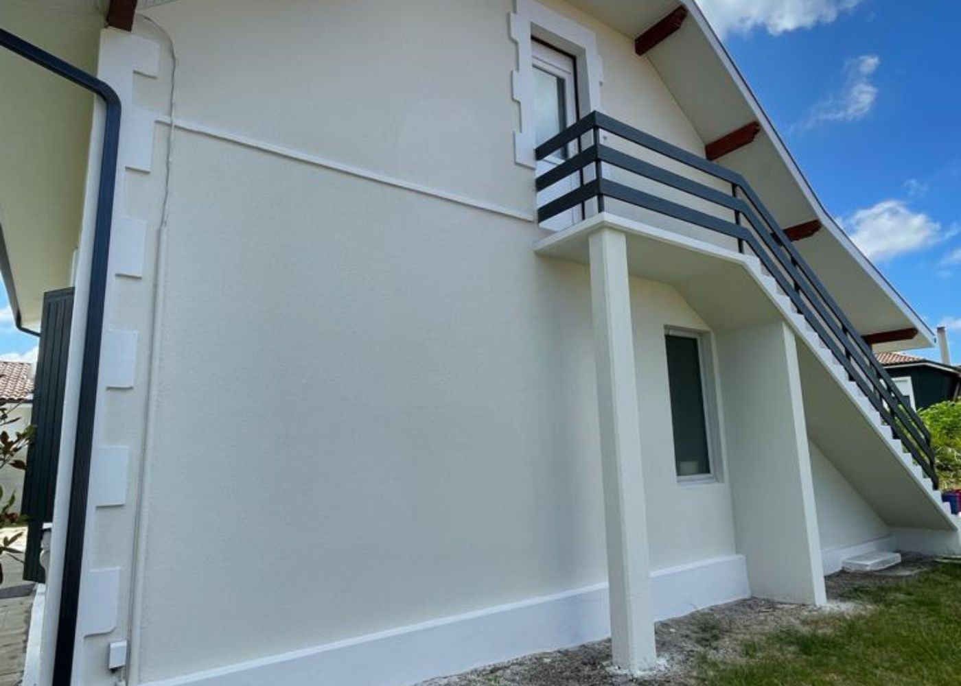 Ravalement de façade à Biscarosse — après chantier