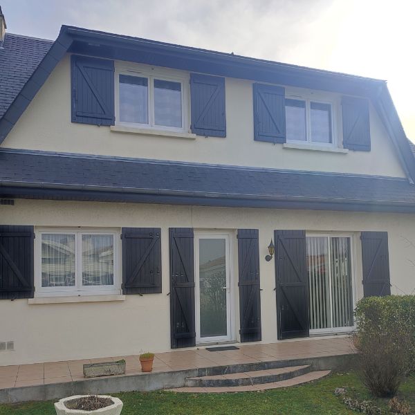 ITE sur cette maison dans la ville de Carbon-Blanc — avant chantier
