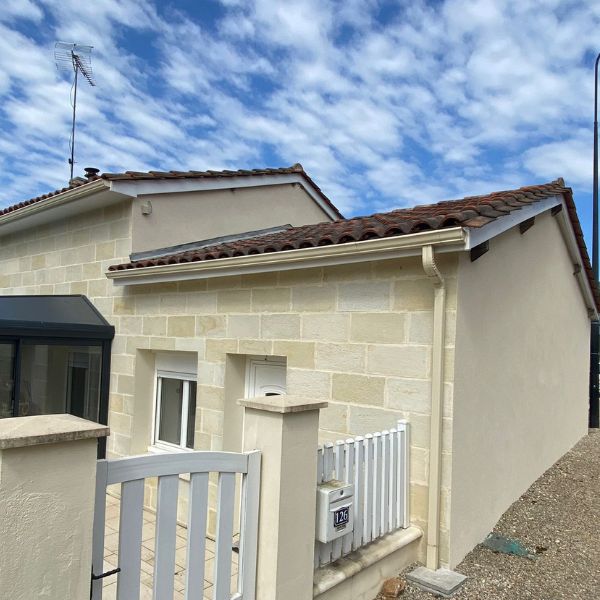 Isolation par l'extérieure sur une maison à La Brède après1