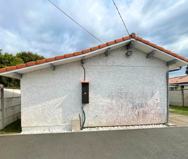 Ravalement de façade à Saintes — avant chantier