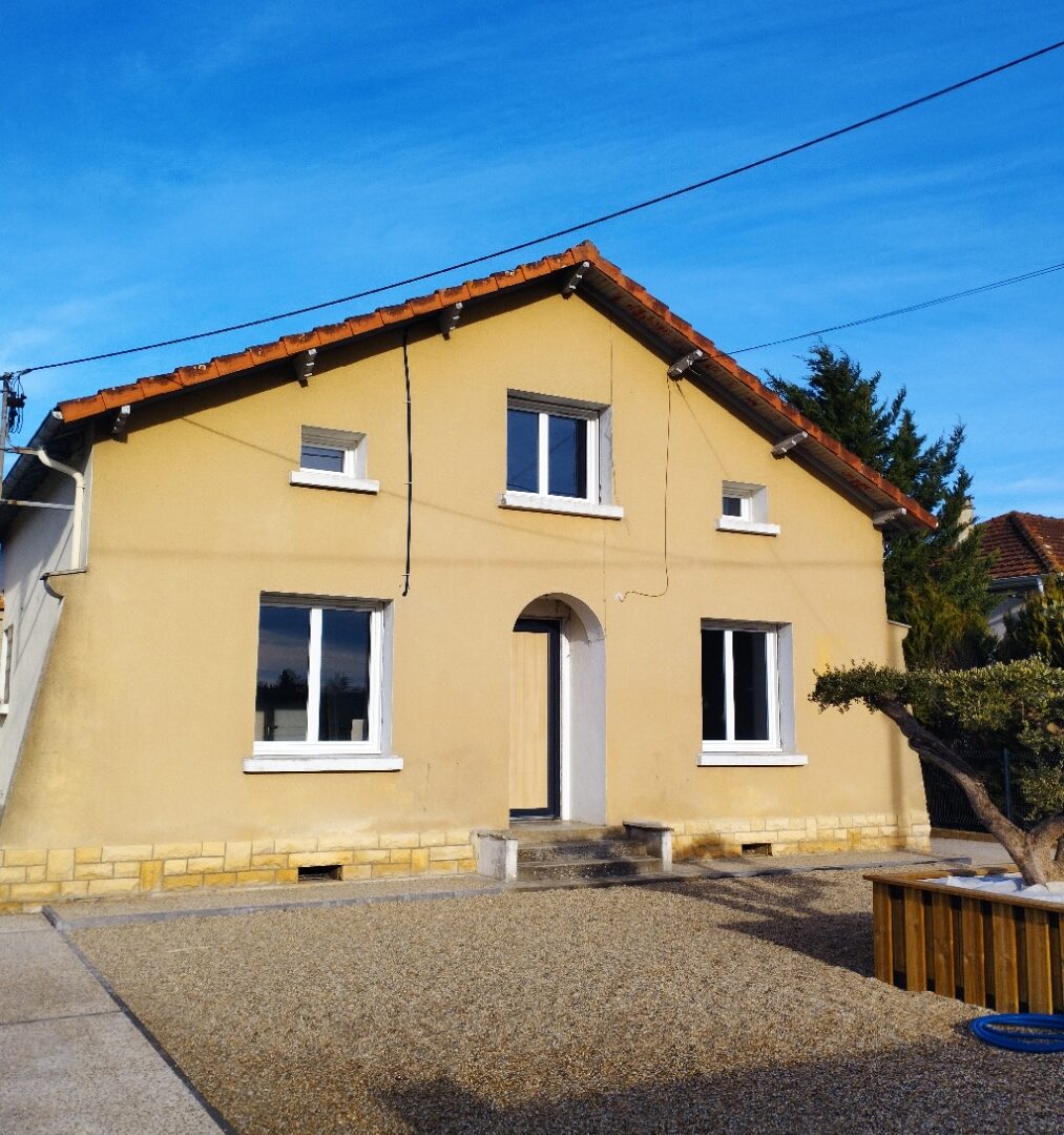 Rénovation énergétique globale à Mérignac — avant chantier