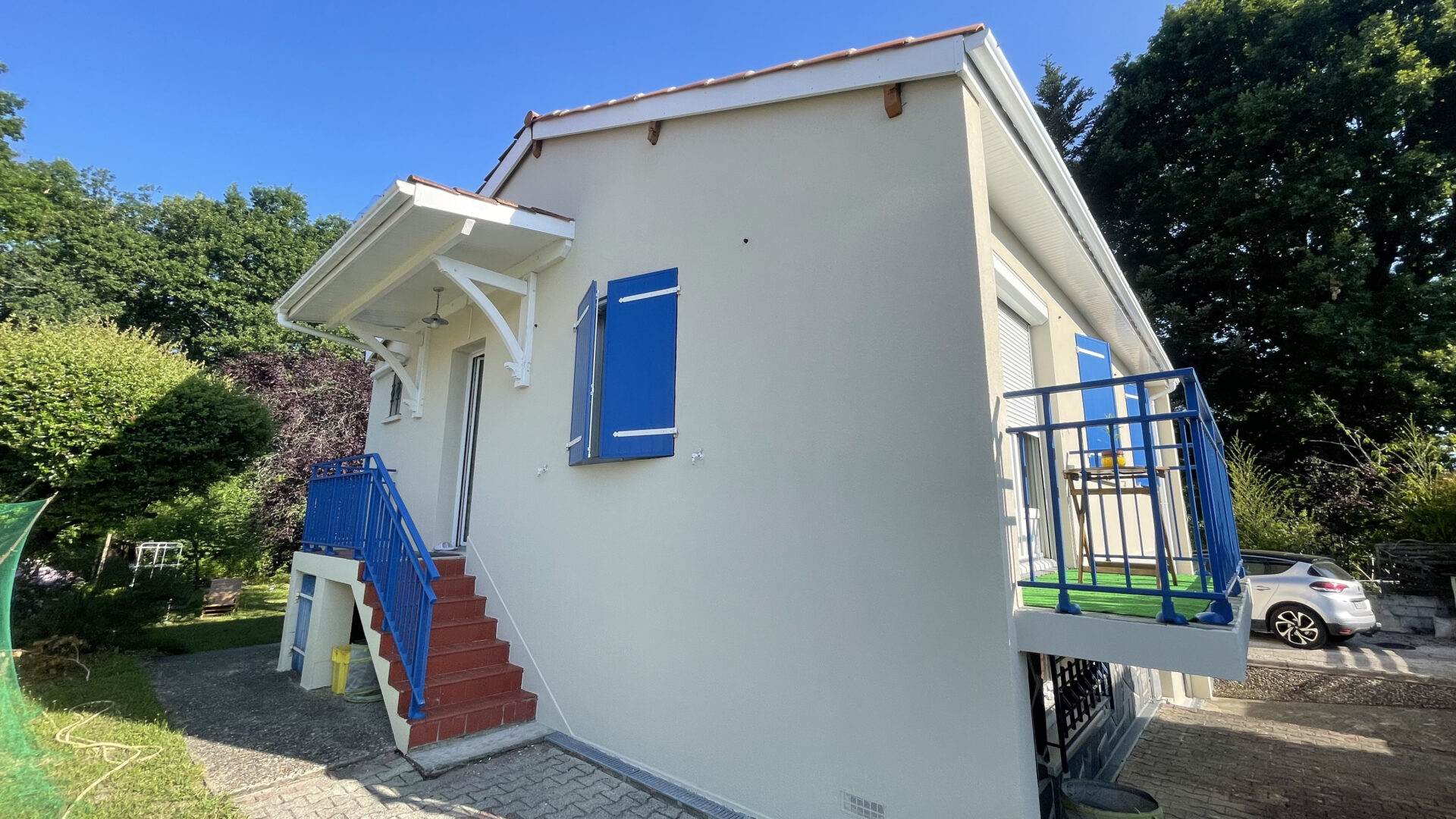 Ravalement de façade sur une belle maison à Bergerac