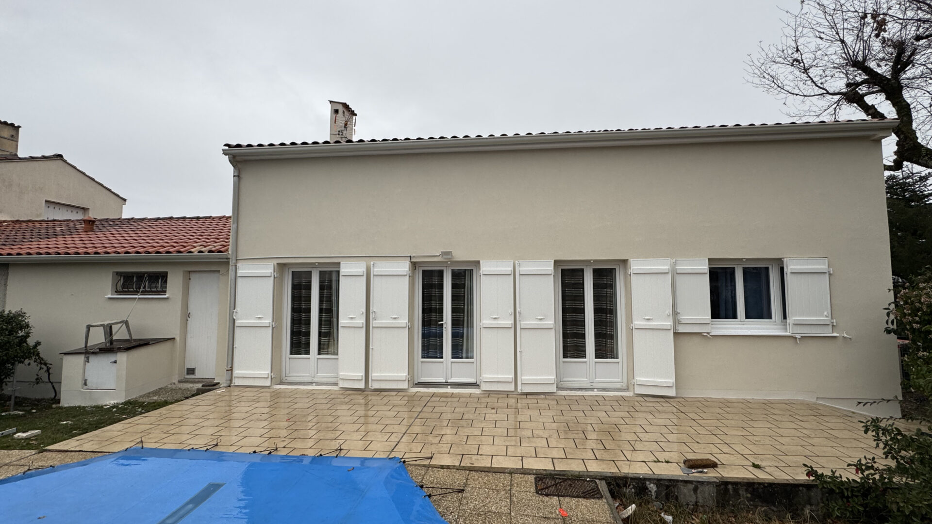 Résultat en photos d'un ravalement de façade à Rochefort
