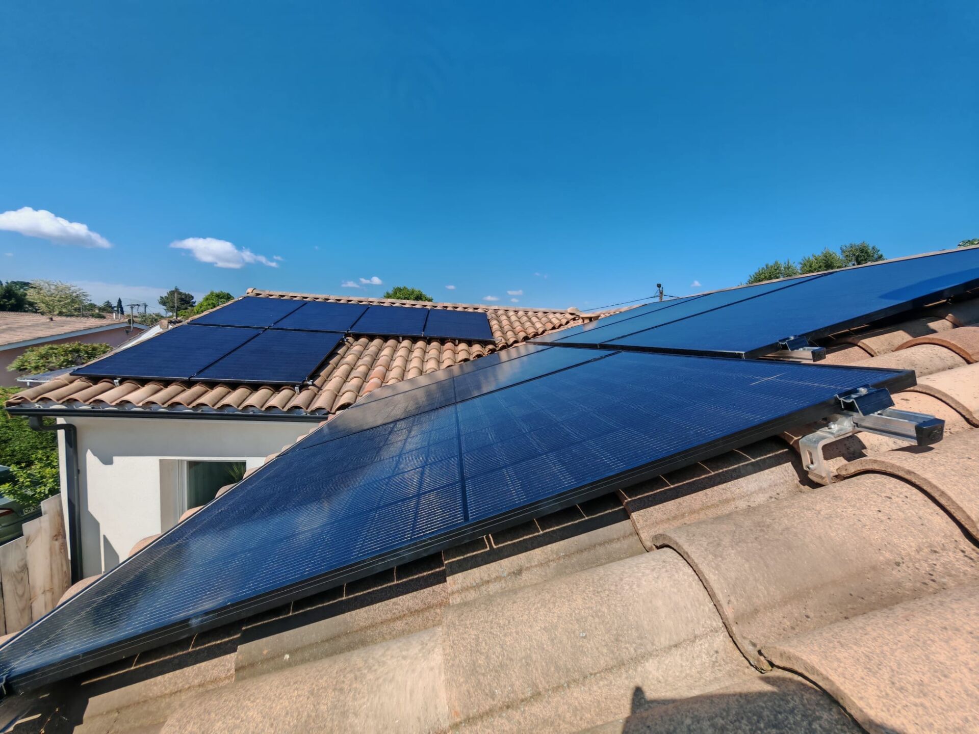 Rénovation énergétique globale avec pose de panneaux photovoltaïques