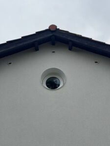 Maison après ITE en fibre de bois et avec nichoirs à oiseaux
