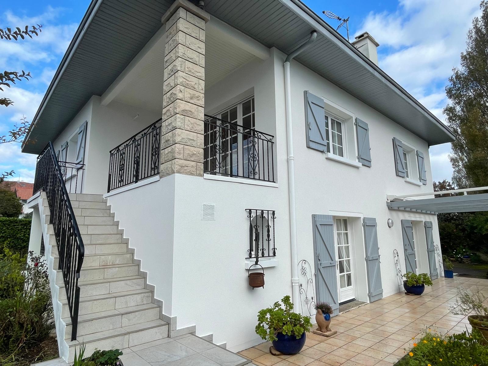 Réalisation d'isolation thermique par l'extérieur dans les Hautes-Pyrénées 